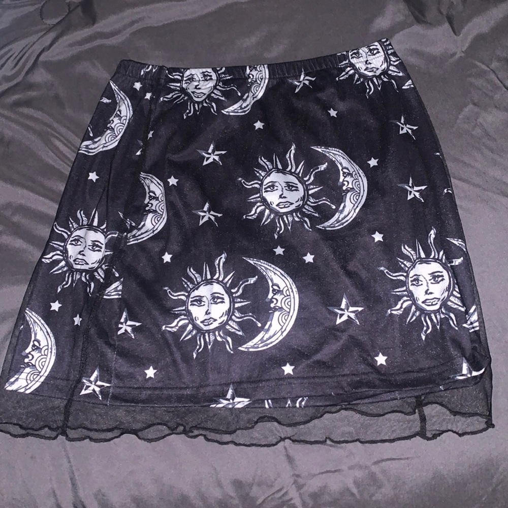 Skirt size small